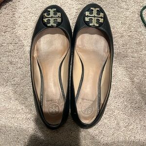 TORY BURCH CLAIRE CAP-TOE BALLET FLAT